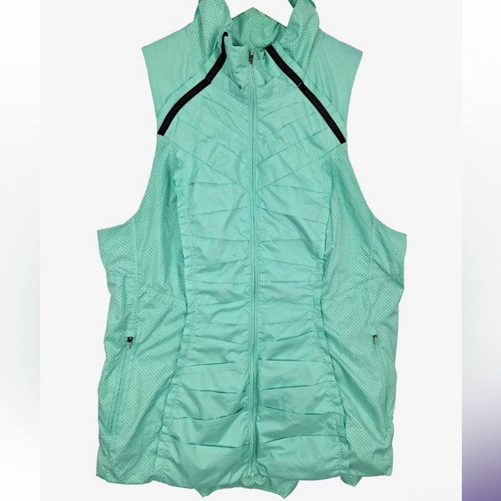 Lululemon Vest Mint Green Ruched rare size 2